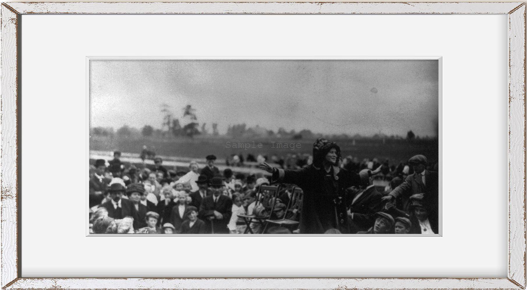 1912 photograph of Belle Case La Follette speaking for women suffrage at Fox Riv