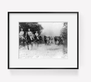 Photo: Telephone division, Austrian army, march, soldiers, horseback, transporta