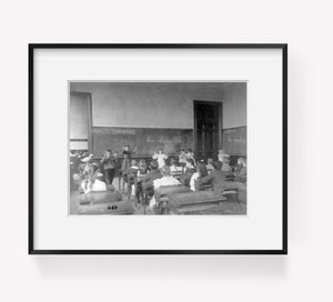 Photo: Classroom scene in 1st Division school, Washington, DC, Education, 1899?, chal
