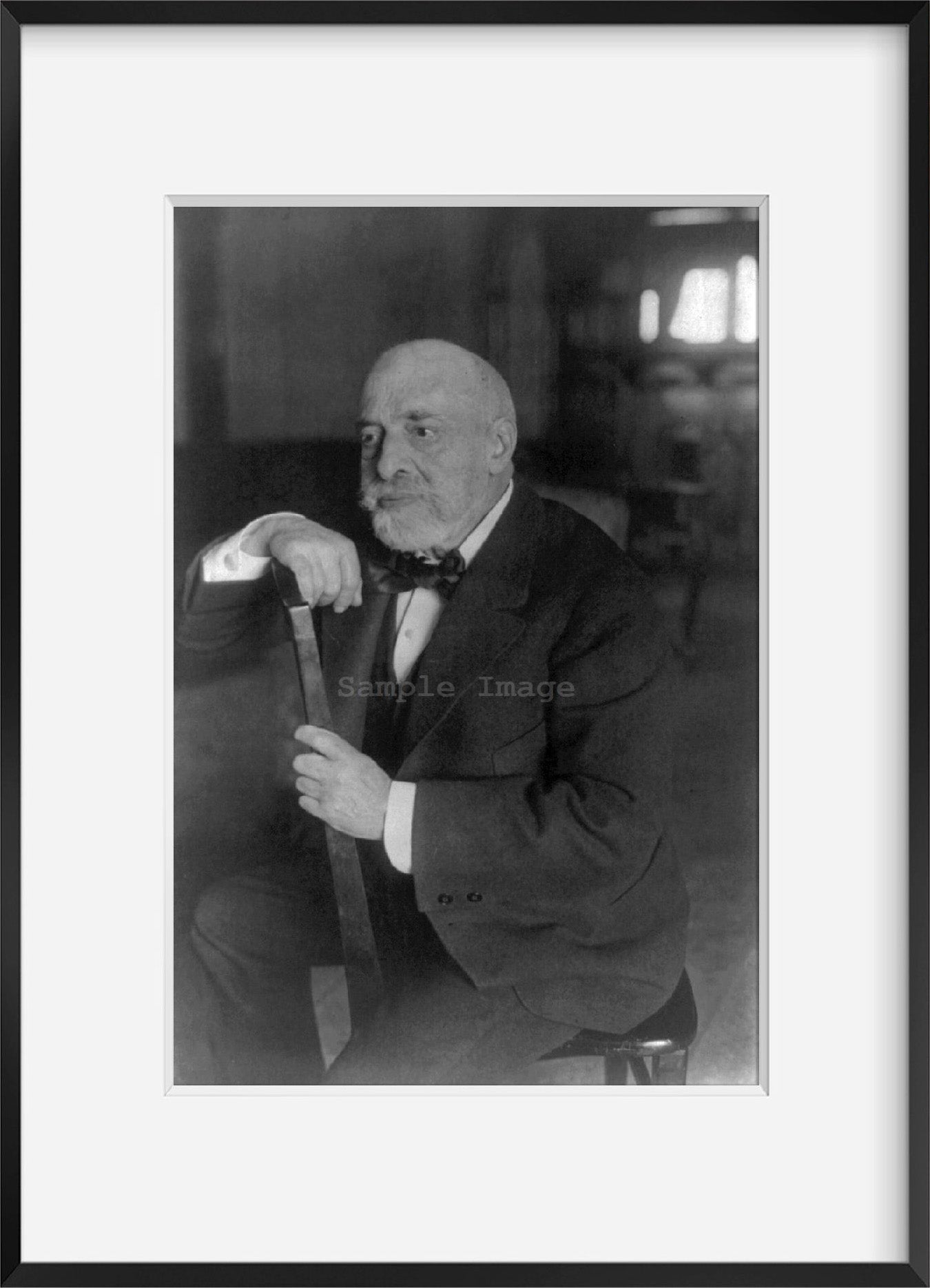 Photo Leopold Auer, 1845-1930, three-quarter length portrait, seated