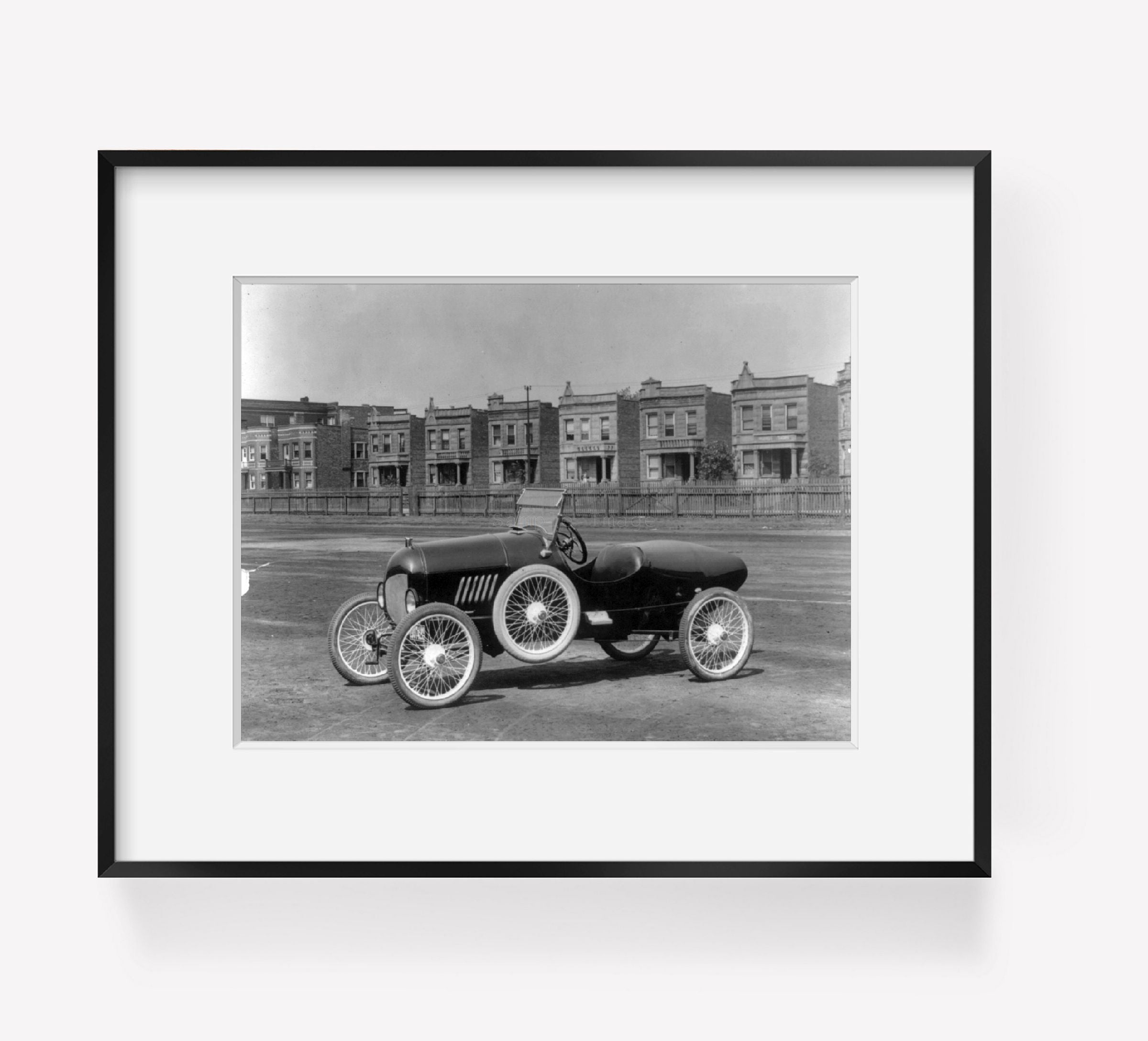 Photo: Faultless Raceabout showing left side thereof, Indiana, c1922, Empty Racecar