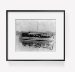 1905 Photo Unidentified yacht at Oyster Bay, L.I., N.Y., 1905; full, broadside v