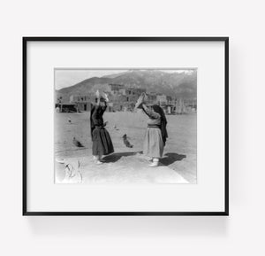 Photo: Taos Indians, Native Americans, winnowing grain, c1929