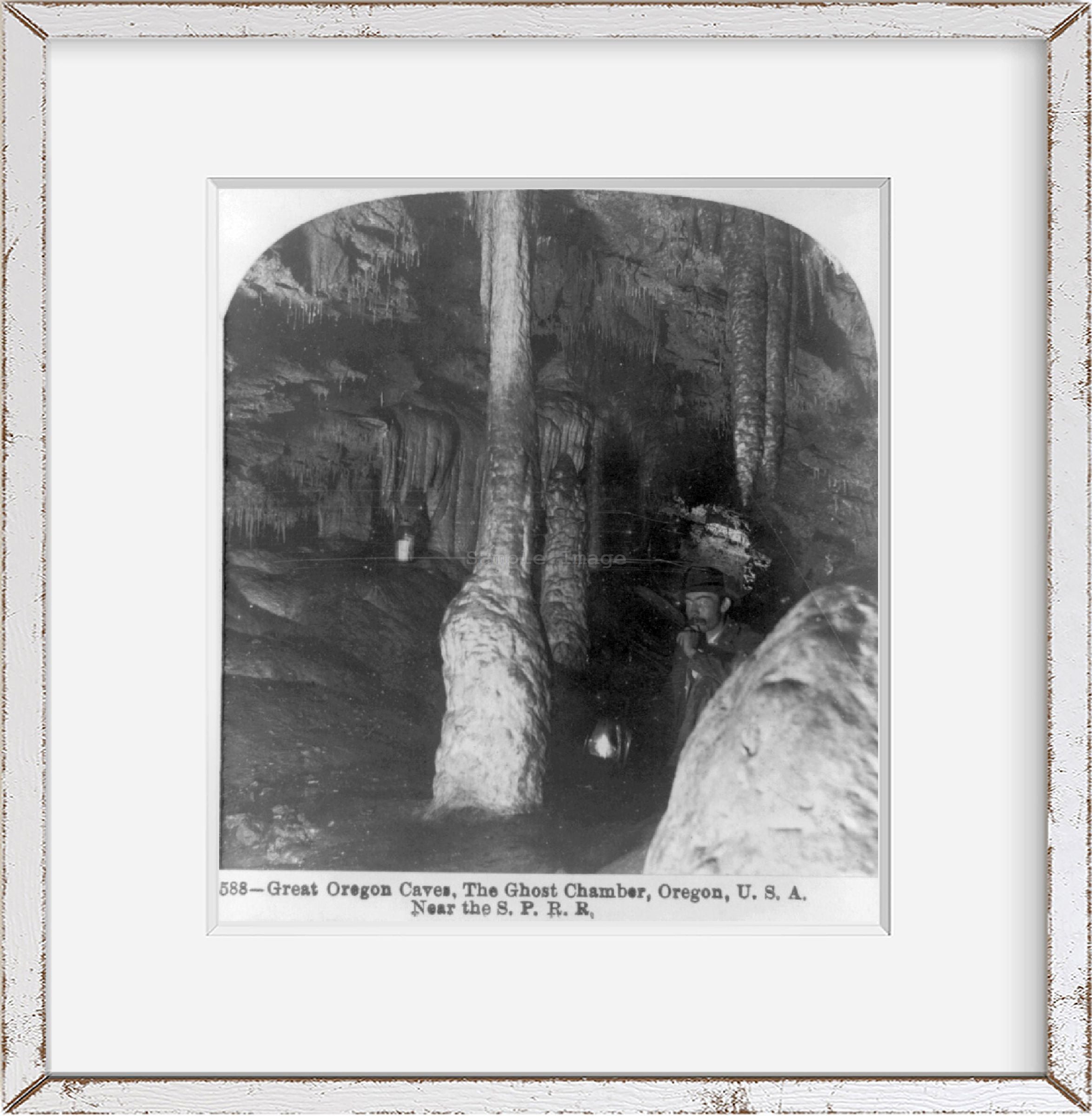 Photo: Great Oregon Caves, Ghost Chamber, OR, Man, Lantern, Stalagmites, Stalagtites, c
