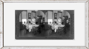 Photo: Citizenship lessons: American family at breakfast