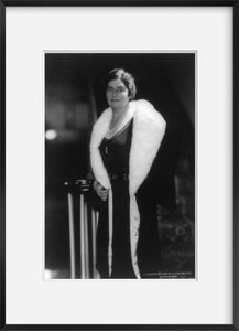 Photo: Mrs. F. Lammot Belin, 1930, fur, necklace, dress
