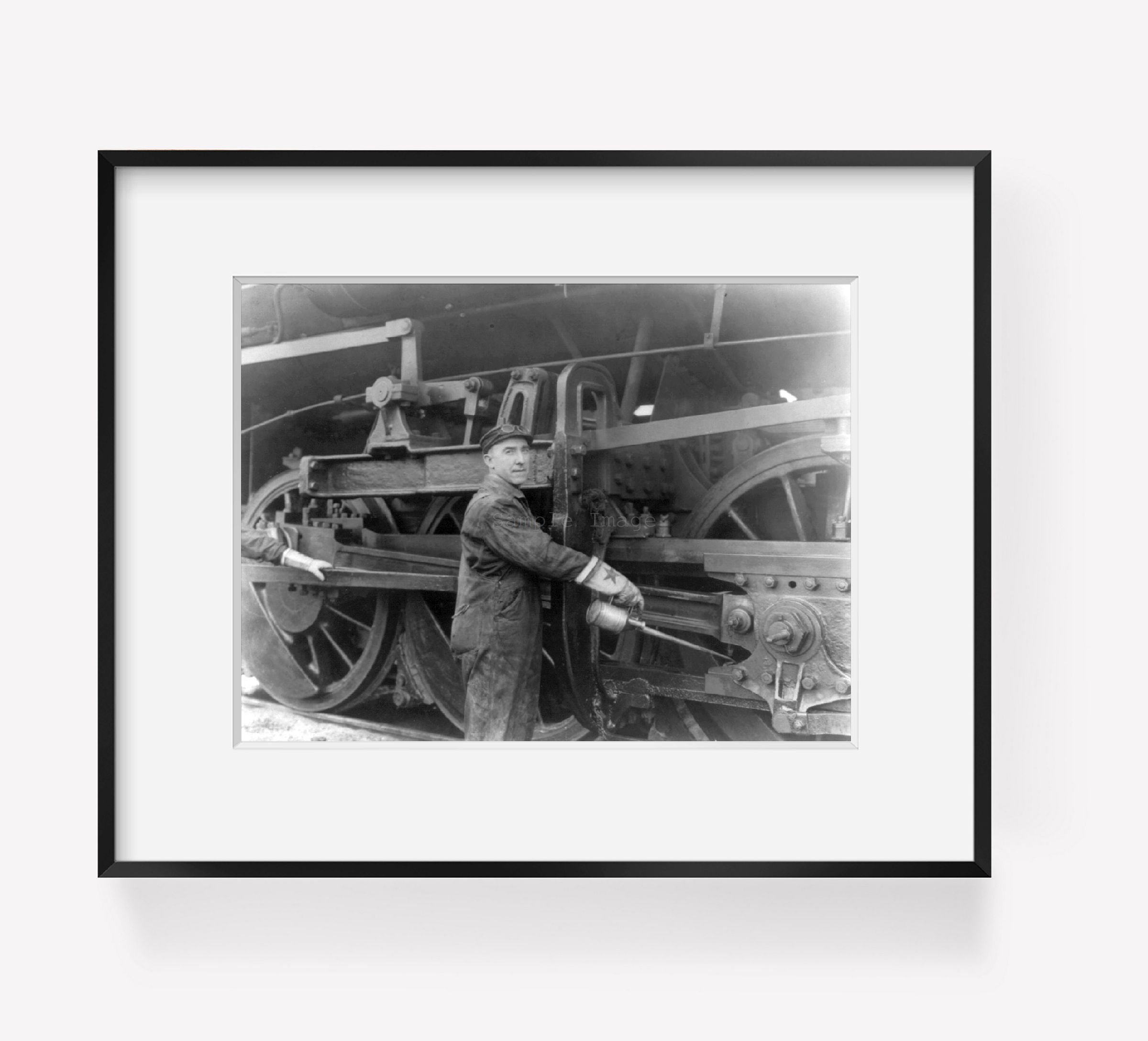 Photo: Engineer, Locomotive, Train, oil can, c1923