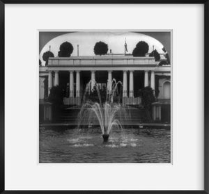1907 Photo Fountain and portico at the East Wing of the White House, Washington,
