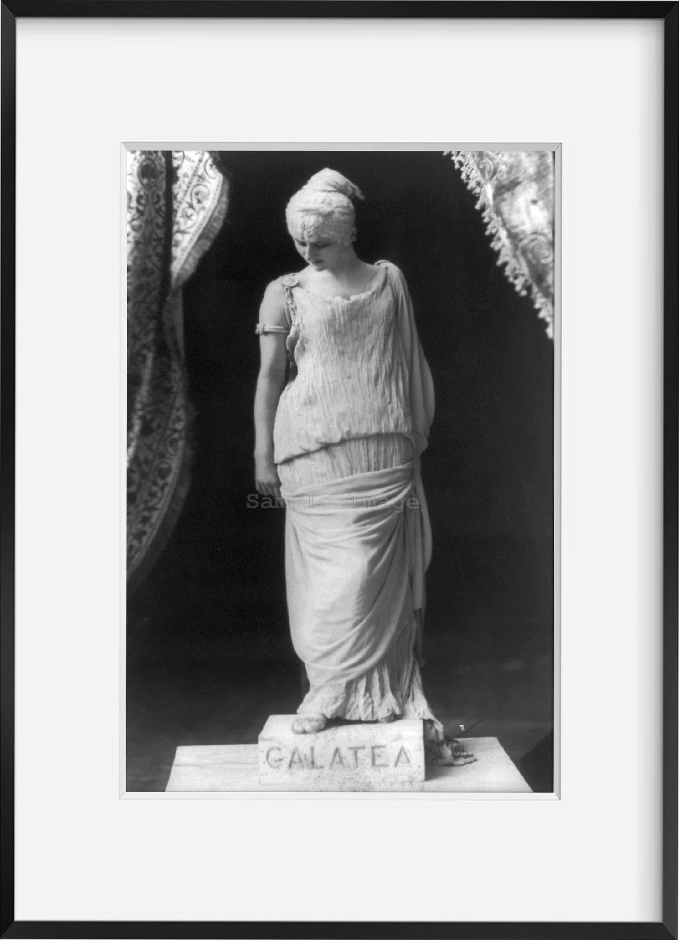 1883 Photo Mary] Anderson as Galatea