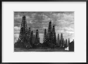 Photo: Spindle Top oil field, Beaumont, Jefferson County, Texas, TX, 1910-30, oil well