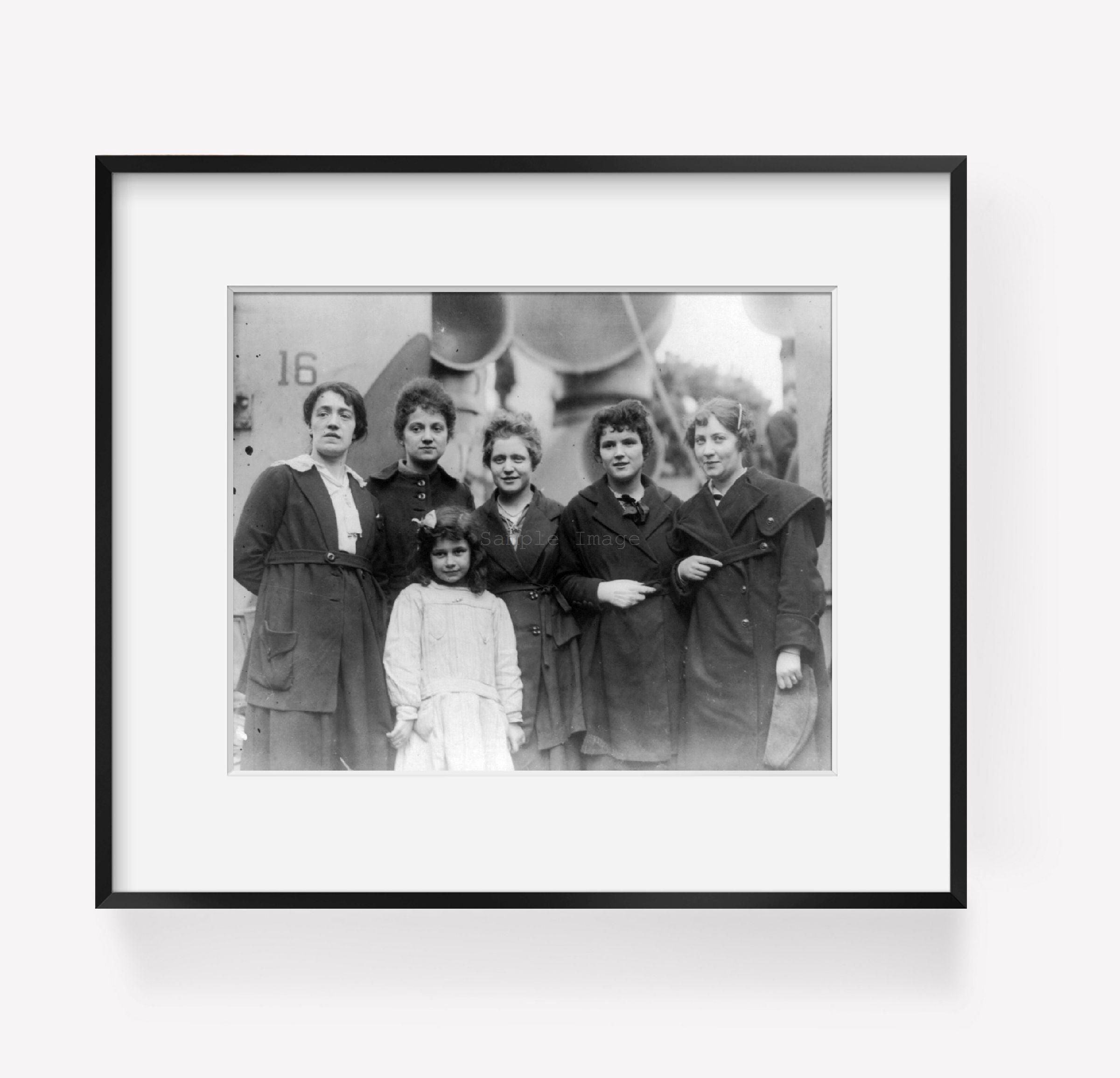 1919 April 4 photograph of Five French war brides & small girl, just arrived in