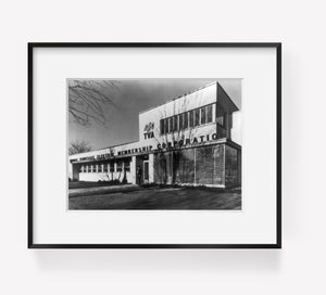 ca. 1940 photograph of Office building of the Middle Tennessee Electric Corporat