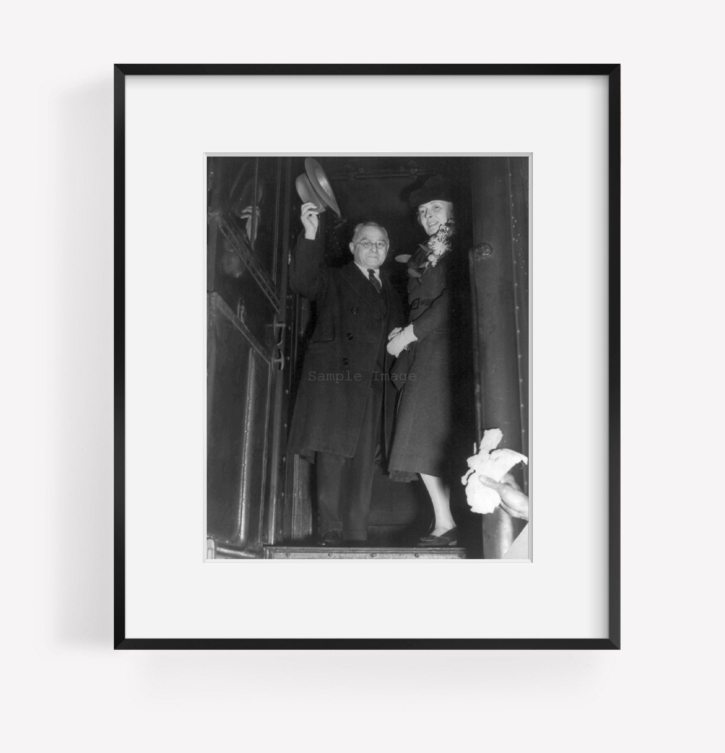 Photo: Felix Frankfurter and wife, Supreme Court, 1939