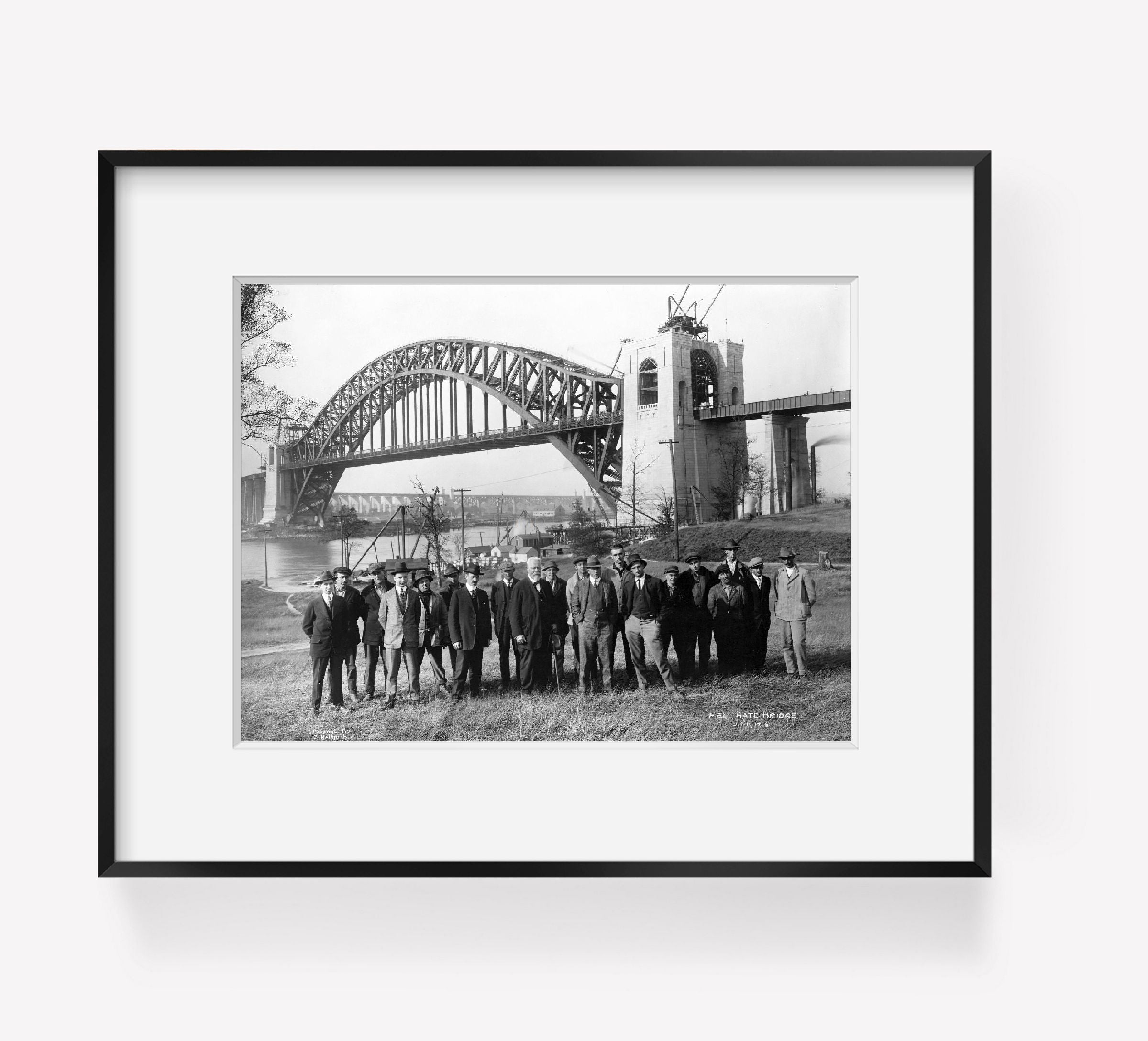 1916 Photo Hell Gate Bridge, Oct. 11, 1916 Group of 20 men posed in foregrd., Ne