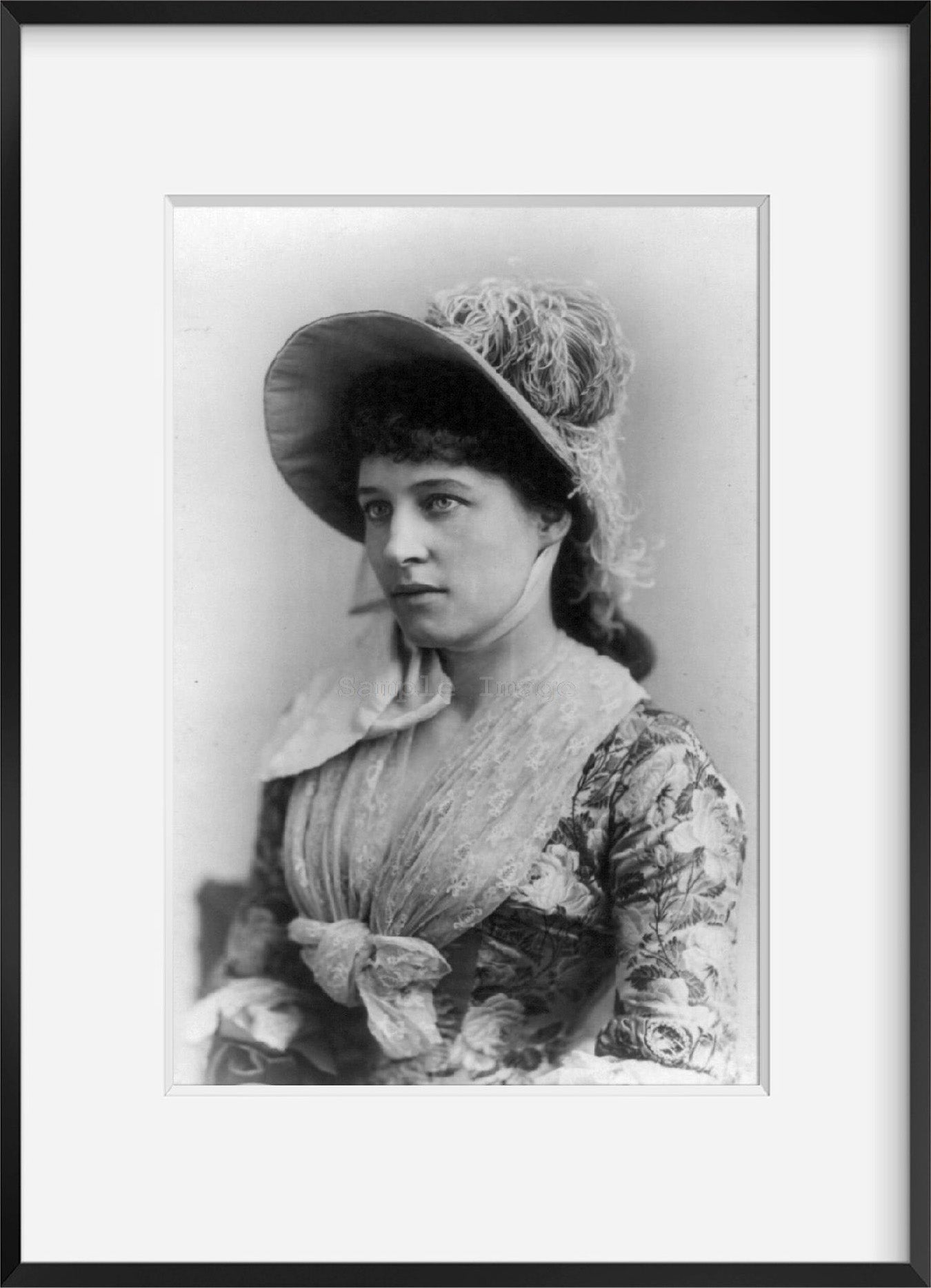 Photo: Lillie Langtry, 1853-1929 2