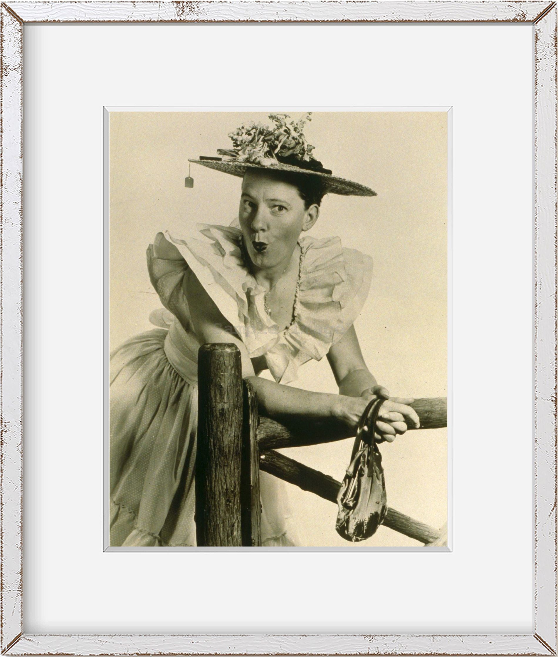 Photo: 1957 Minnie Pearl, Sarah Ophelia Colley Cannon, HEE Haw