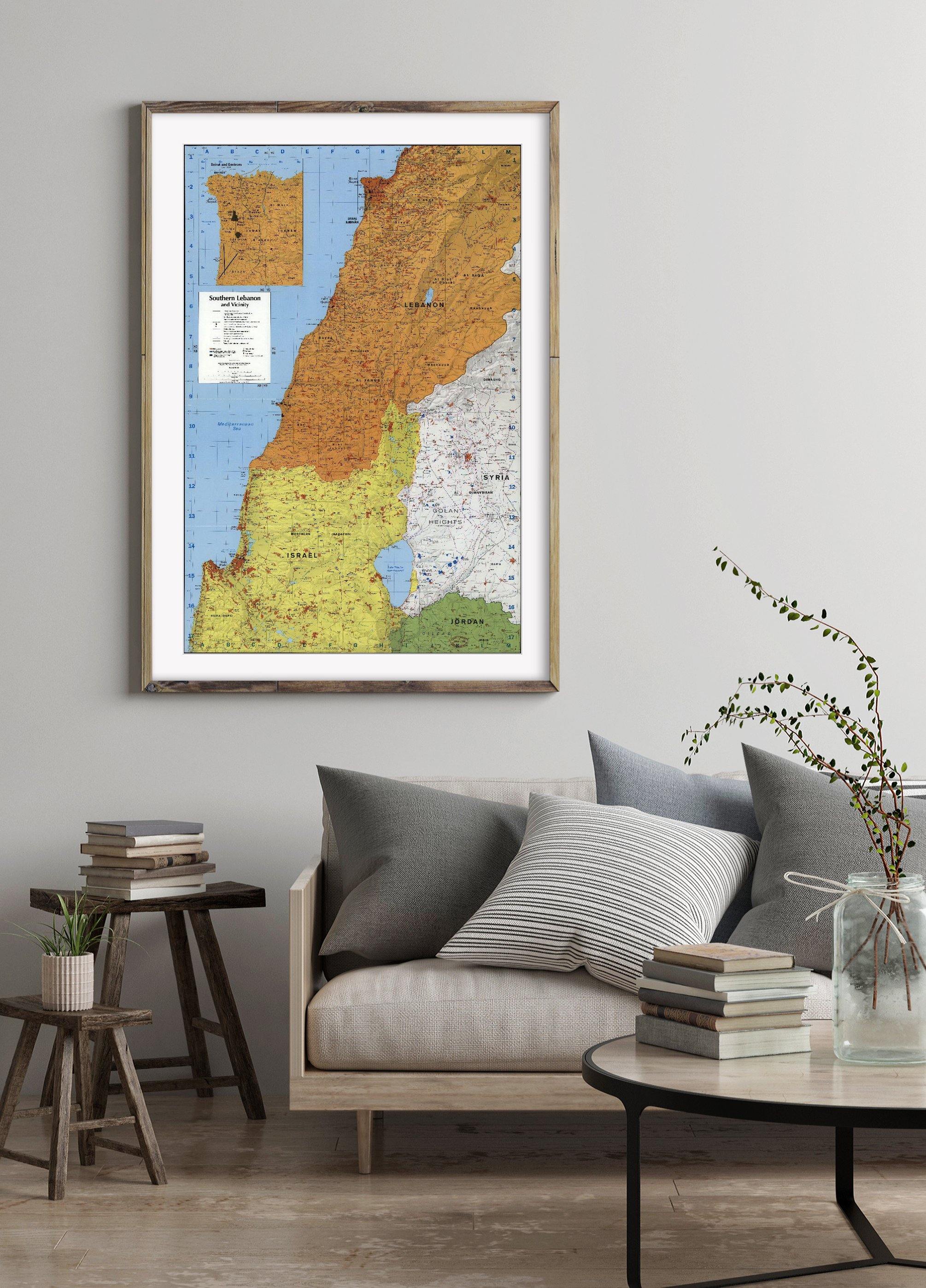 1990 Map| Southern Lebanon and vicinity| Lebanon Map Size: 16 inches x - New York Map Company