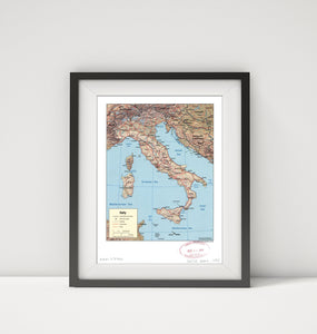 2004 Map|Title: Italy|Subject: Italy 18 inches x 24 inches |Fits 18x24 size fram - New York Map Company